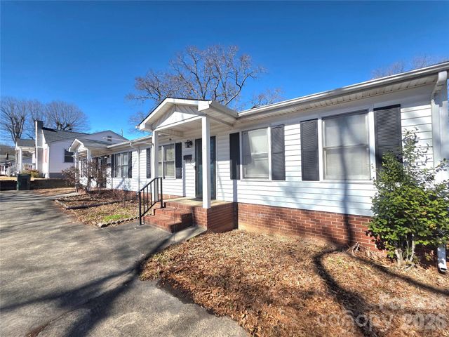 2110 Twin Avenue, Gastonia, NC 28052