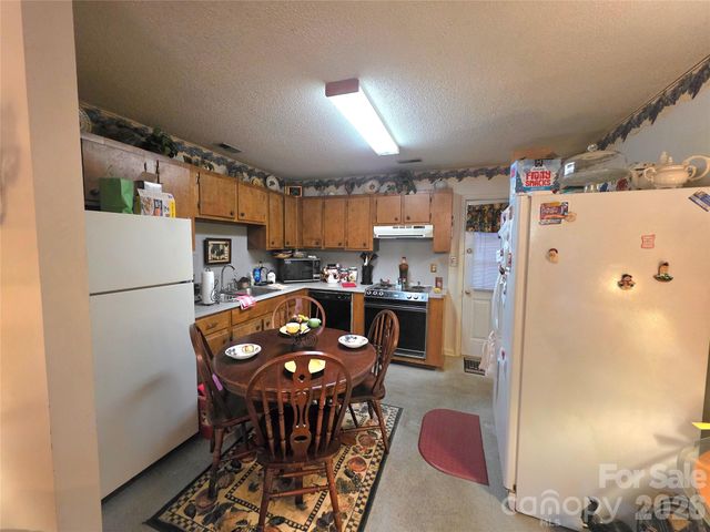 2110 Twin Avenue, Gastonia, NC 28052