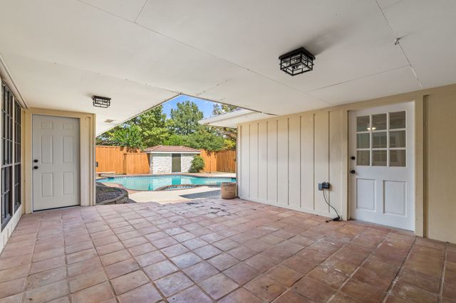 238 High Brook Drive, Richardson, TX 75080