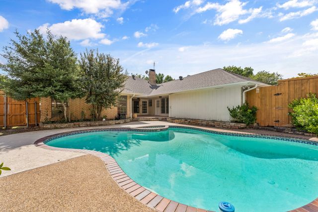238 High Brook Drive, Richardson, TX 75080