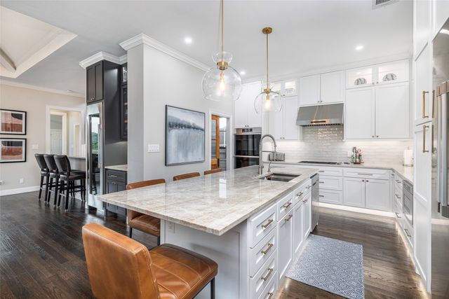2816 Amesbury Drive, Plano, TX 75093