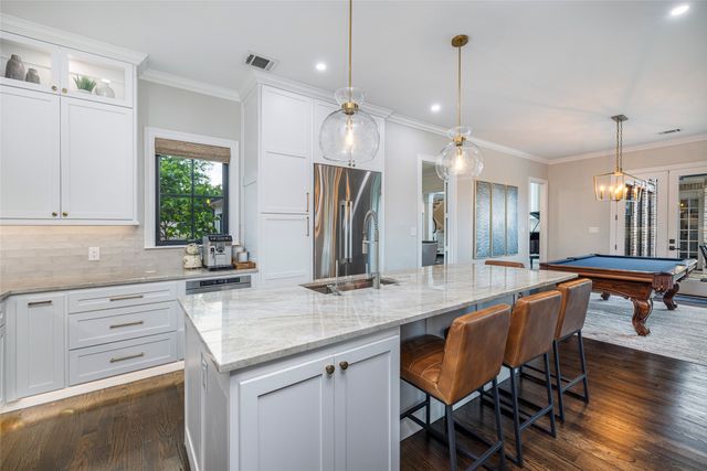 2816 Amesbury Drive, Plano, TX 75093