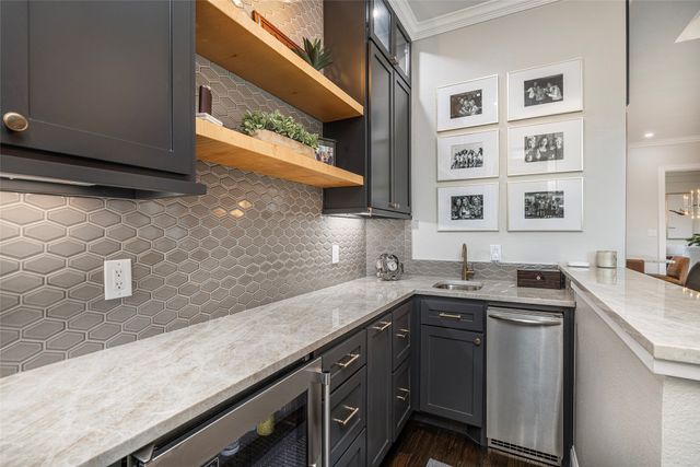 2816 Amesbury Drive, Plano, TX 75093