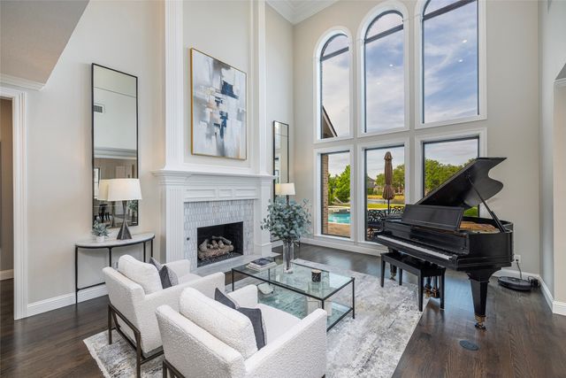 2816 Amesbury Drive, Plano, TX 75093