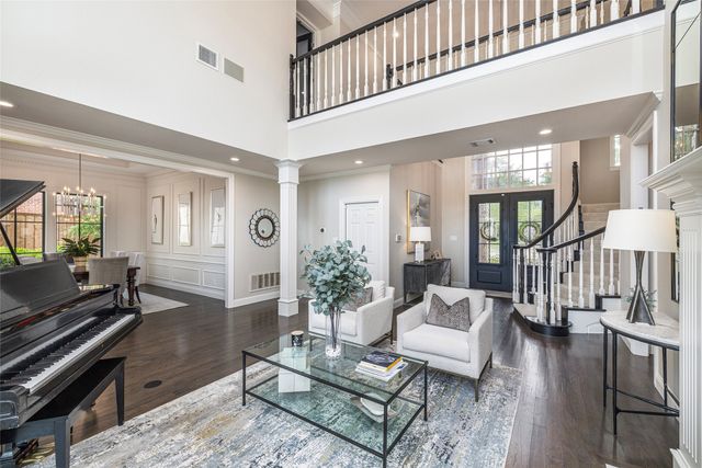 2816 Amesbury Drive, Plano, TX 75093