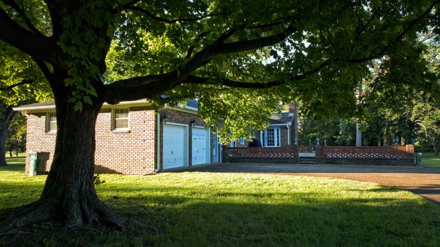 1929 Hickory Ridge Rd, Lebanon, TN 37087