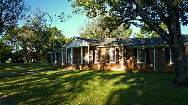 1929 Hickory Ridge Rd, Lebanon, TN 37087