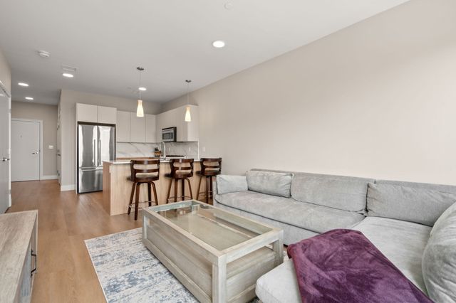 249 Corey Rd 304, Boston, MA 02135