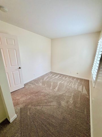 3532 W Benjamin Holt Dr, Stockton, CA 95219