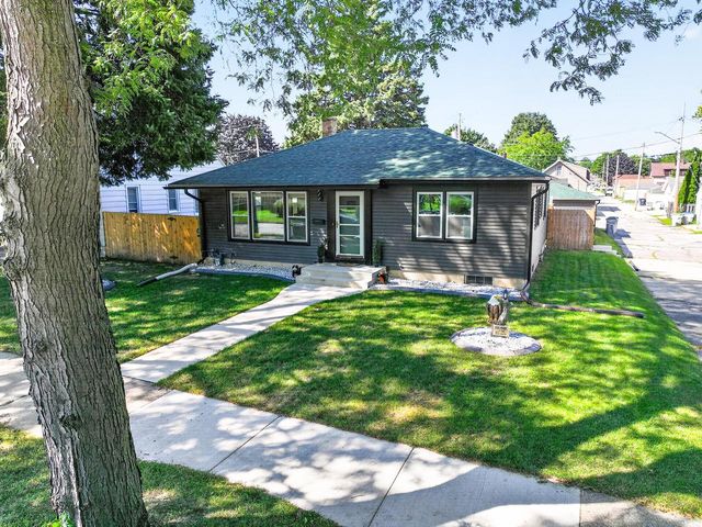 3049 S 31st STREET, Milwaukee, WI 53215