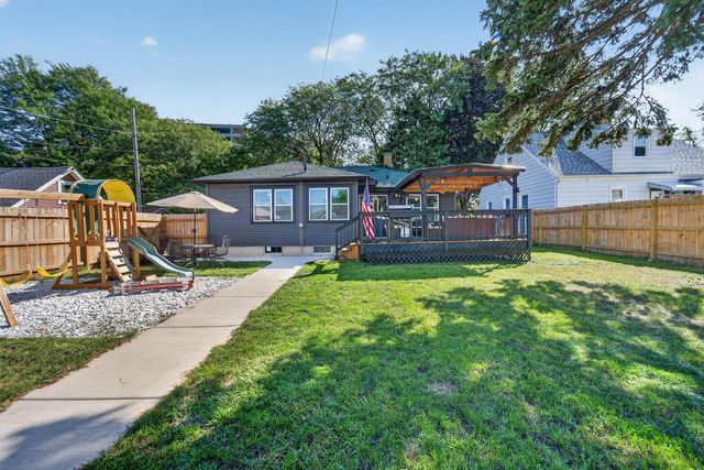 3049 S 31st STREET, Milwaukee, WI 53215