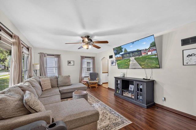3049 S 31st STREET, Milwaukee, WI 53215
