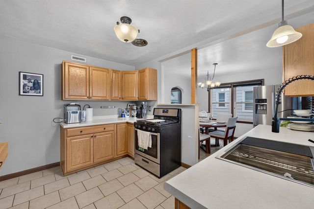 3049 S 31st STREET, Milwaukee, WI 53215