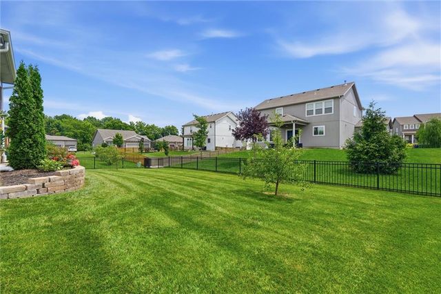 140 SE Riley Street, Lee's Summit, MO 64064