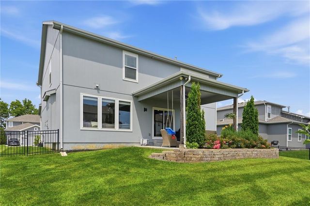 140 SE Riley Street, Lee's Summit, MO 64064