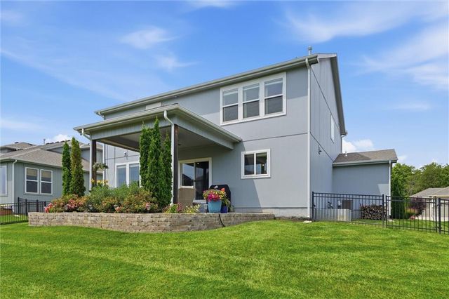 140 SE Riley Street, Lee's Summit, MO 64064
