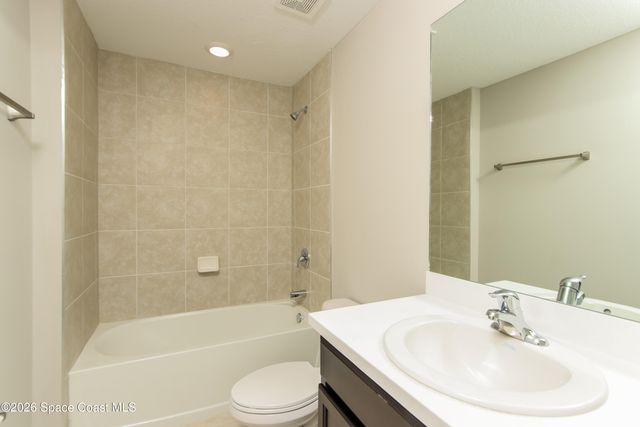 2110 Watkins Road SE, Palm Bay, FL 32909
