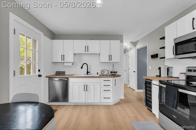 1250 Orchard Street, Ferndale, MI 48220