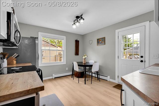 1250 Orchard Street, Ferndale, MI 48220