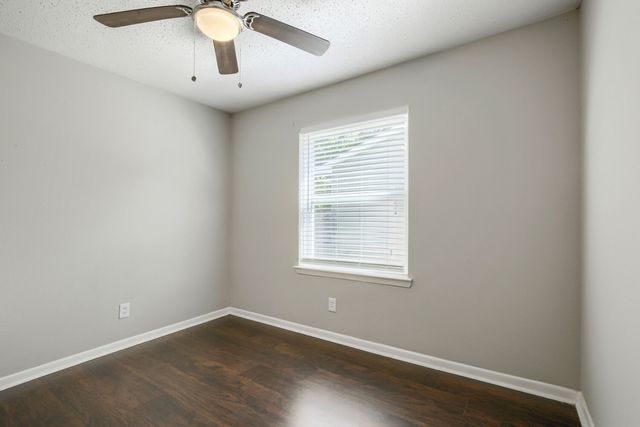 1707 Summit Street, Mesquite, TX 75149