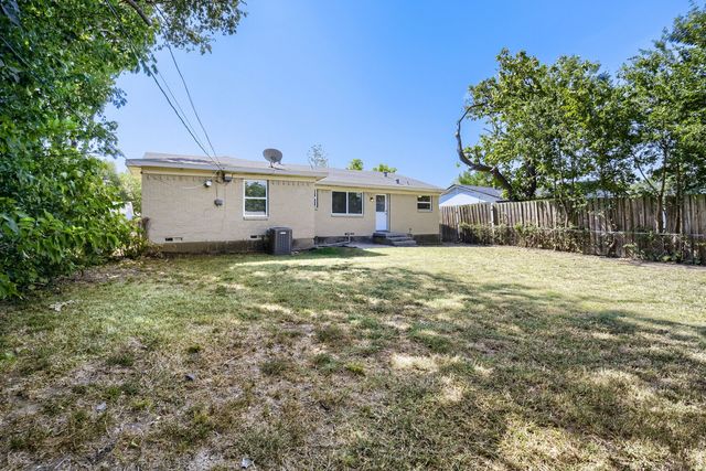 1707 Summit Street, Mesquite, TX 75149