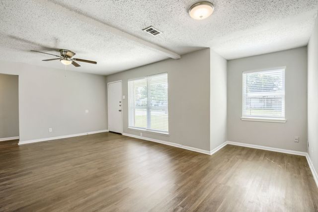 1707 Summit Street, Mesquite, TX 75149