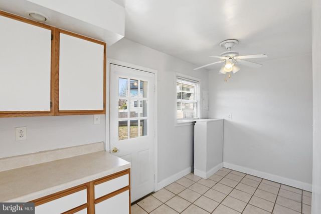 444 COLONIAL RD, Bellmawr, NJ 08031