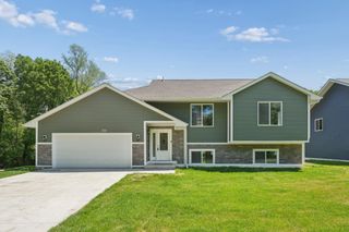 1886 Desoto Street N, Maplewood, MN 55117