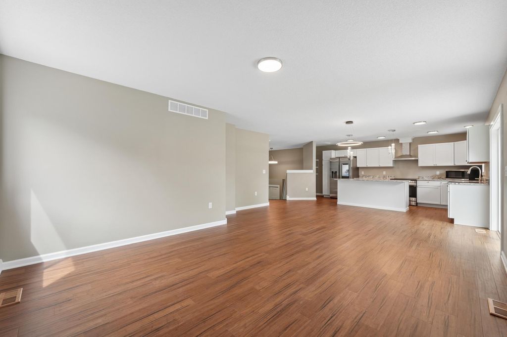 1886 Desoto Street N, Maplewood, MN 55117 — photo 3
