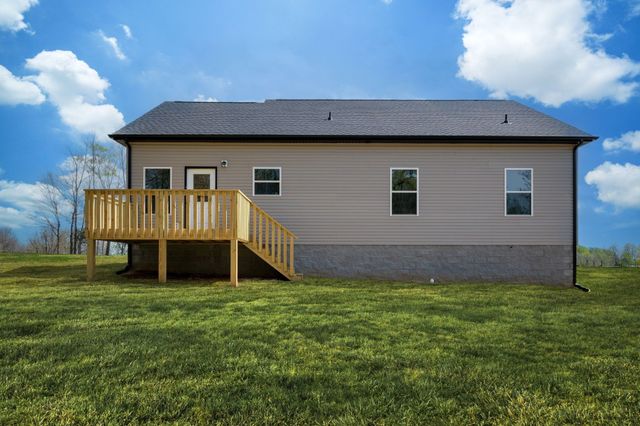 1424 East Piney Road, Dickson, TN 37055