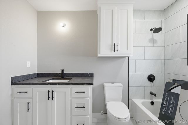 537 E F Street, Jenks, OK 74037