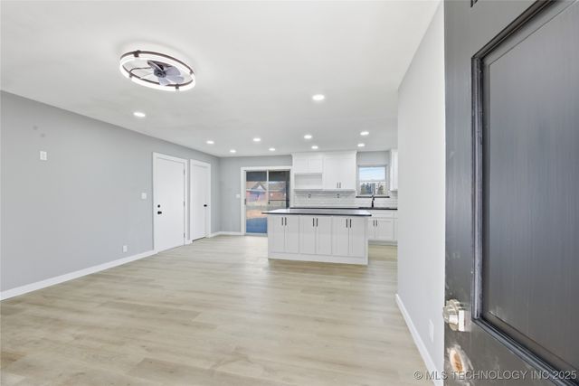 537 E F Street, Jenks, OK 74037