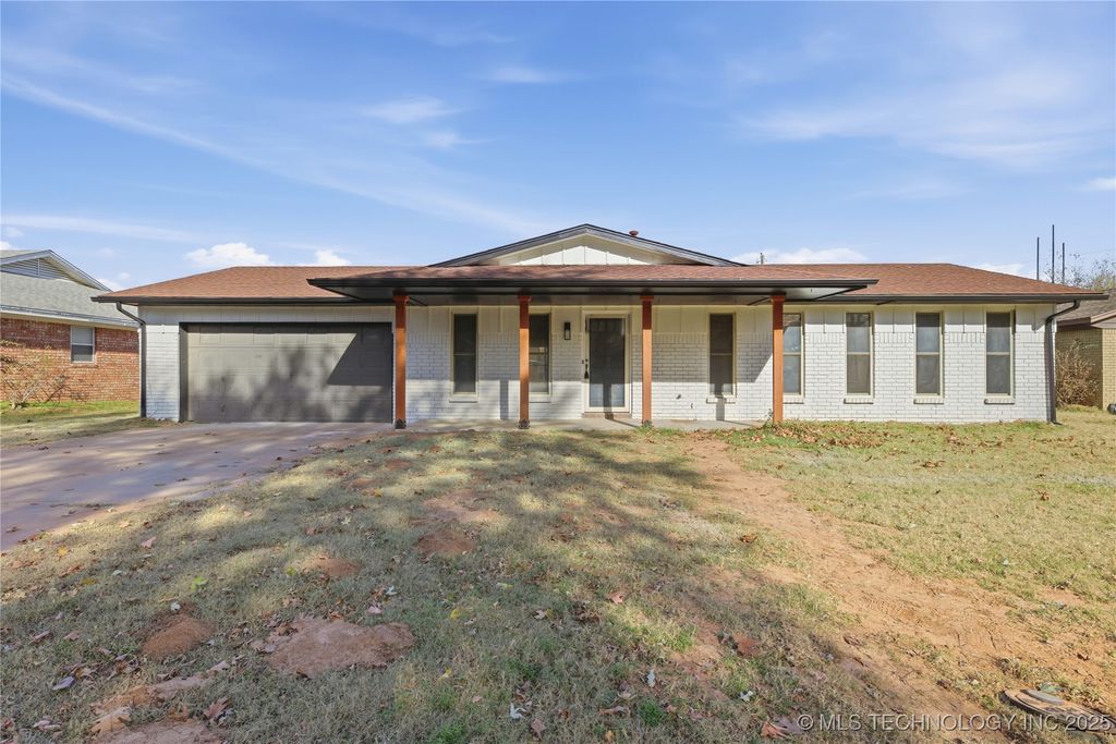 537 E F Street, Jenks, OK 74037