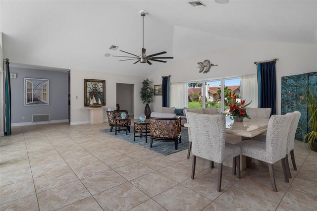 4928 61ST AVENUE S, St Petersburg, FL 33715