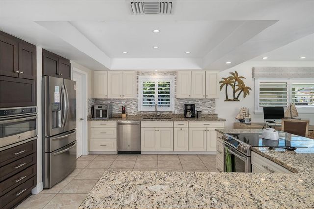 4928 61ST AVENUE S, St Petersburg, FL 33715