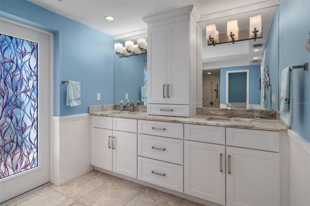 4928 61ST AVENUE S, St Petersburg, FL 33715