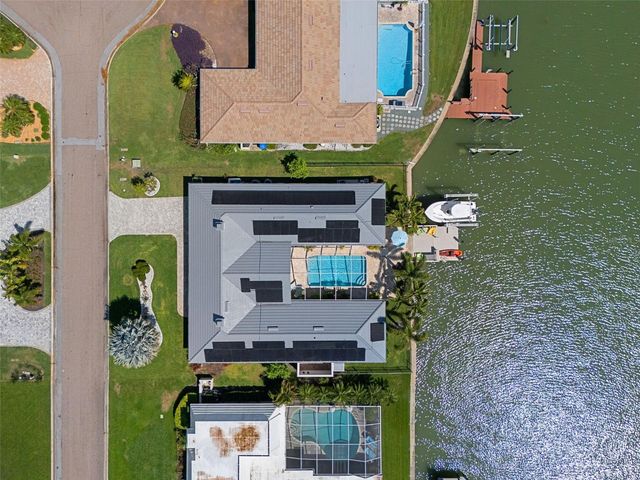 4928 61ST AVENUE S, St Petersburg, FL 33715