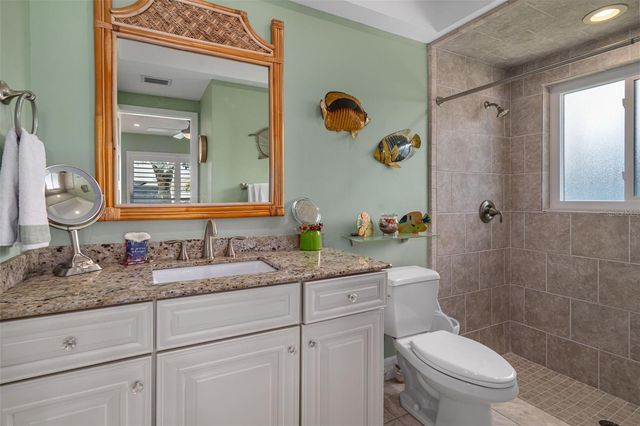 4928 61ST AVENUE S, St Petersburg, FL 33715