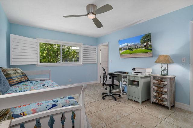 4928 61ST AVENUE S, St Petersburg, FL 33715