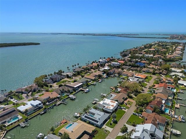 4928 61ST AVENUE S, St Petersburg, FL 33715