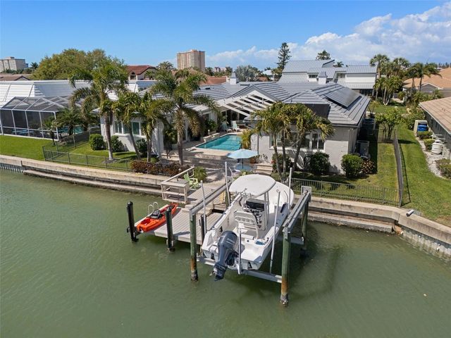 4928 61ST AVENUE S, St Petersburg, FL 33715