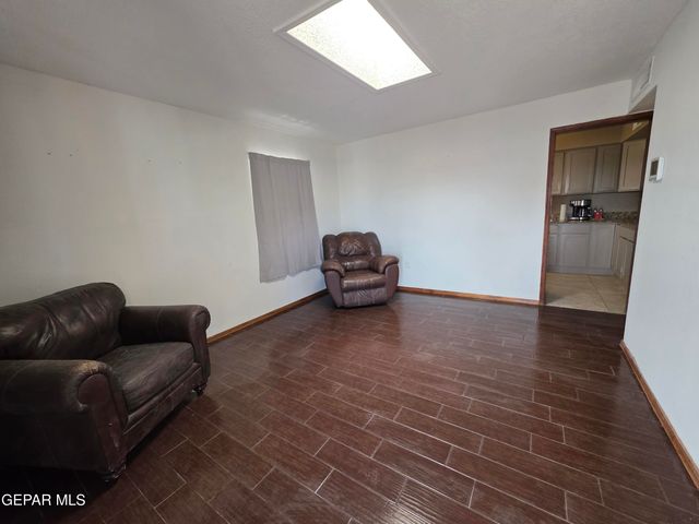 8358 CARPENTER Drive, El Paso, TX 79907