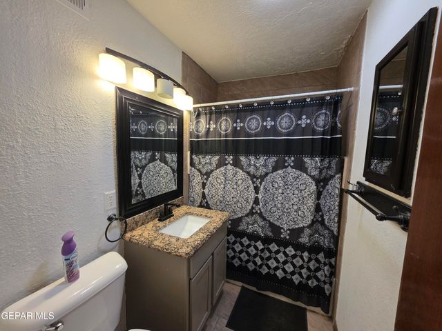 8358 CARPENTER Drive, El Paso, TX 79907