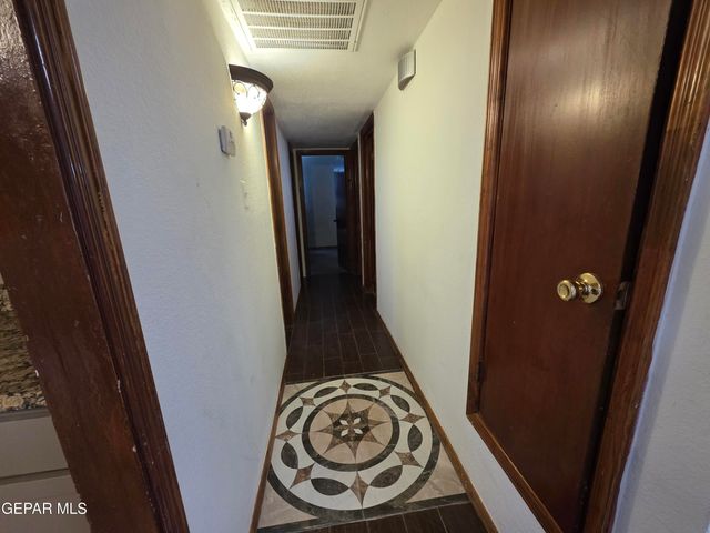 8358 CARPENTER Drive, El Paso, TX 79907