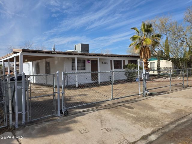 8358 CARPENTER Drive, El Paso, TX 79907