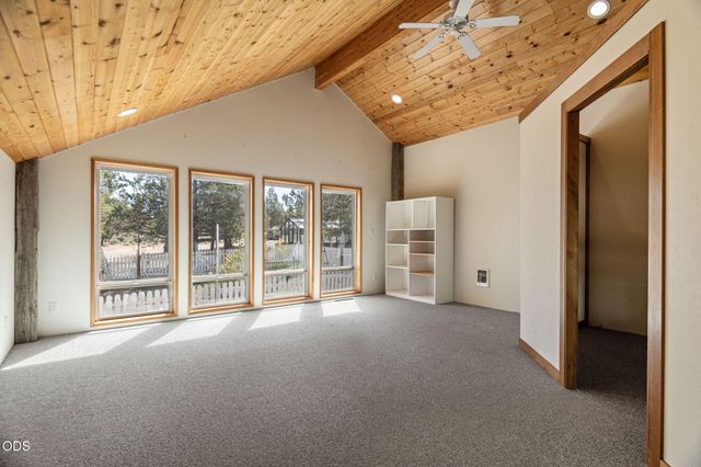 11912 SW Riggs Road, Powell Butte, OR 97753