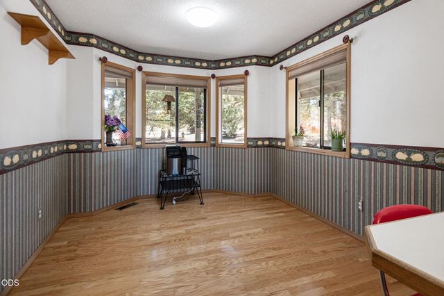 11912 SW Riggs Road, Powell Butte, OR 97753