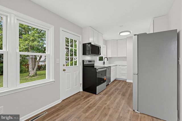 213 WARFIELD RD, Newark, DE 19713