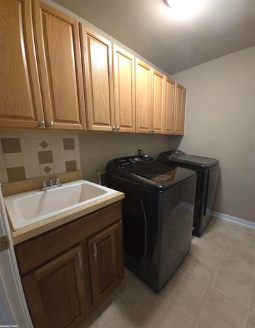 59746 Beechwood Drive, Washington, MI 48094