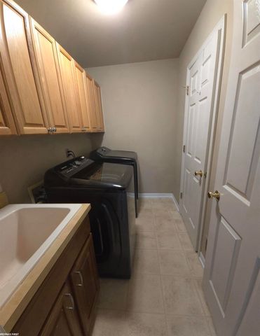 59746 Beechwood Drive, Washington, MI 48094